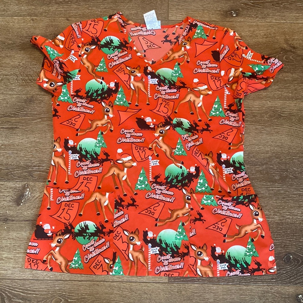 Rudolph‎ scrub top medium